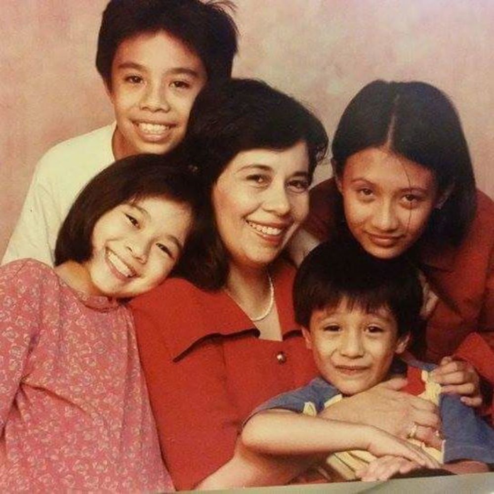 Meet your Posher, Cecile